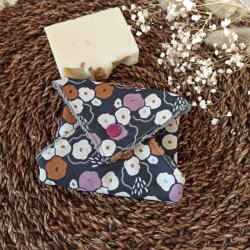etui-a-savonnette-noir-mauve