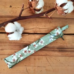 etui-a-brosse-dents-fleurs-cerisier-amande-2