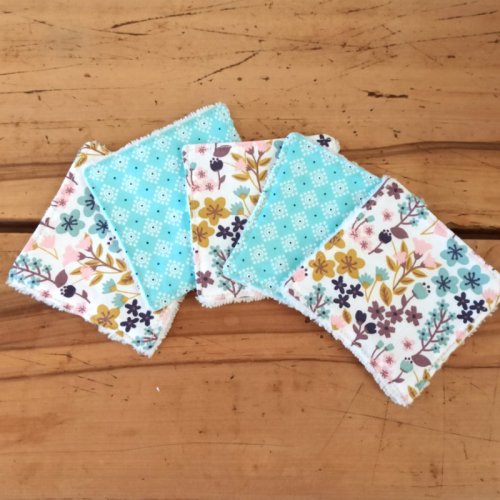 lingettes-demaquillantes-bleu-mauve-champetre-1