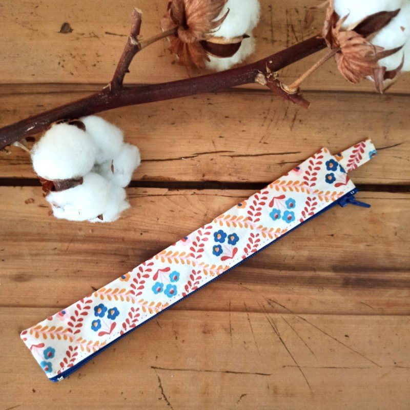etui-a-brosse-a-dents-fleuri-3